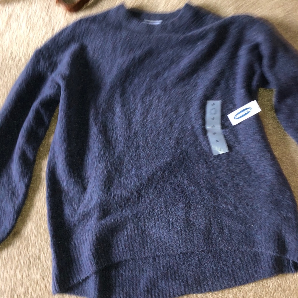 brand new old navy sweater!!